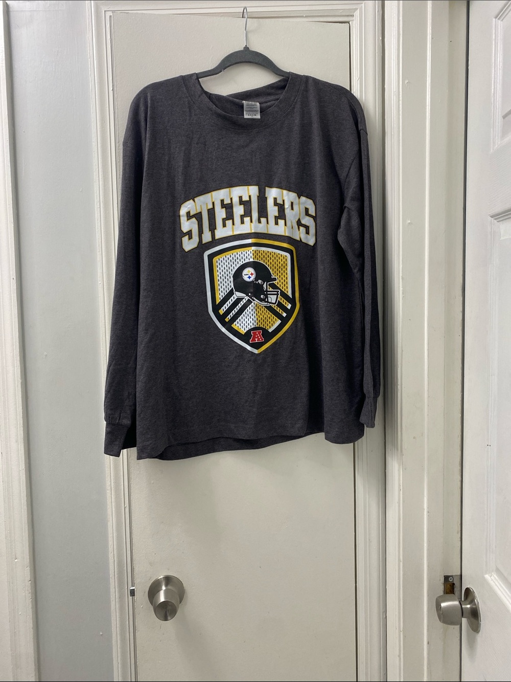 Unisex Game Day Steelers Long-Sleeve Tee - Charcoal